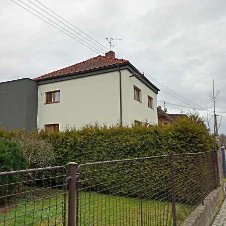 Apartmán Vekose - S Terasou A Zahradou